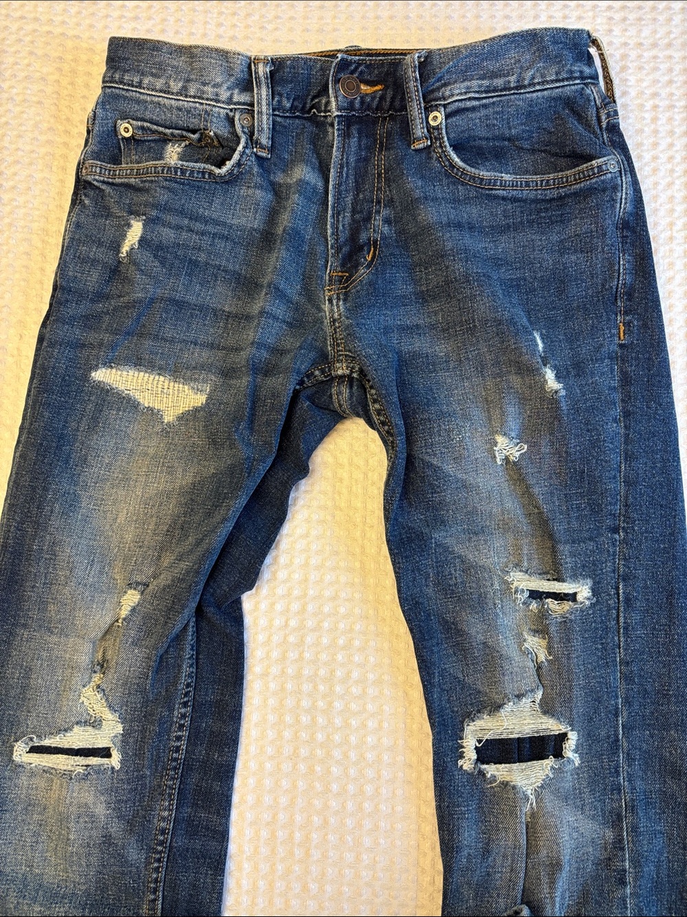Old Navy Men's 30x32 Slim Distressed Dark Blue Straight Jeans Built-In Flex - Picture 3 of 8